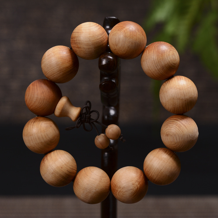 潮女的烦恼:爱穿铅笔裤易得妇科病-泛亚电竞官网(图2) 泛亚电竞